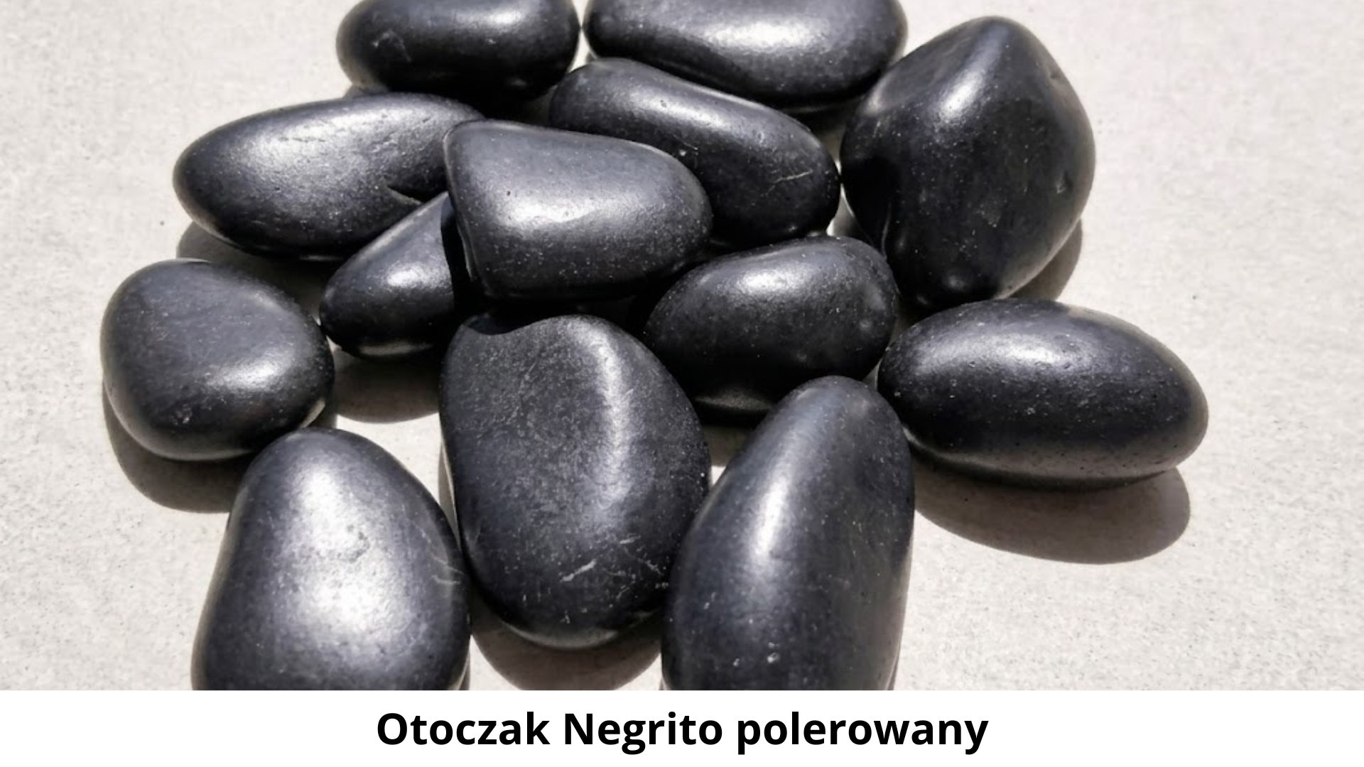 Otoczak Negrito Wrocław – czarny kamień polerowany